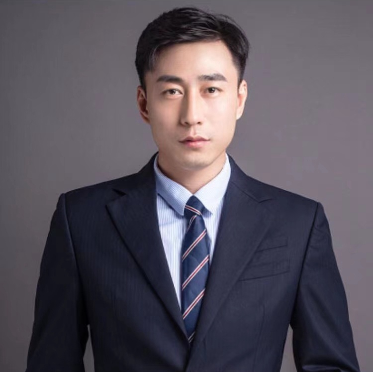 柳璀影视觉与舞美负责人